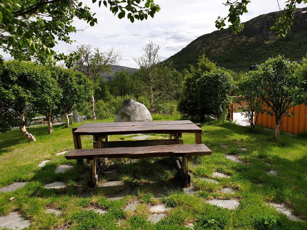 Snohetta Camping Hotel Hjerkinn Exterior photo